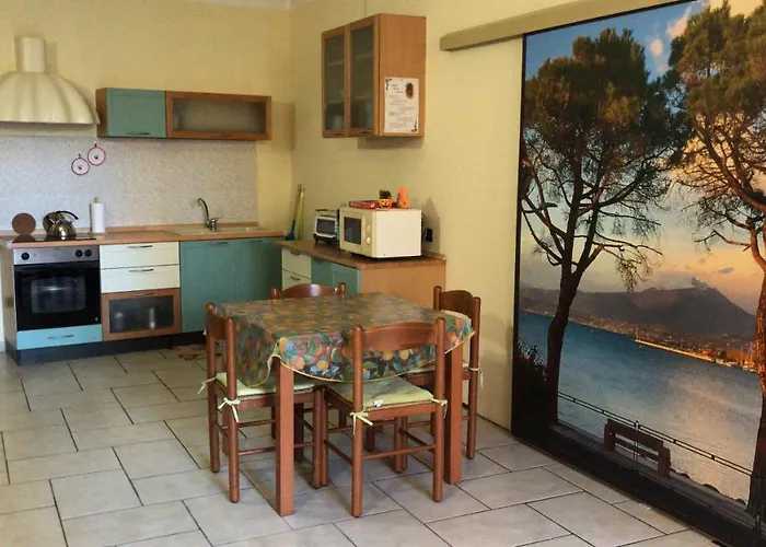 KINDLY ROBERTA centro storico Peschiera,lago relax